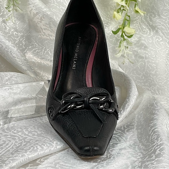 Gorgeous Antonio Milani 7.5 black leather kitten, heel/pump Pointy but Square to - Picture 11 of 13